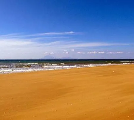 Ionian Sea Base Floor At Kyllini בית כפרי *